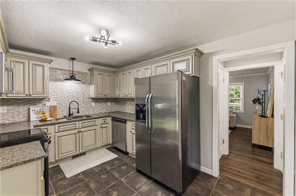 5th image of 6739 Roe Ave, Prairie Village, KS 66208 | MLS# 2633917
