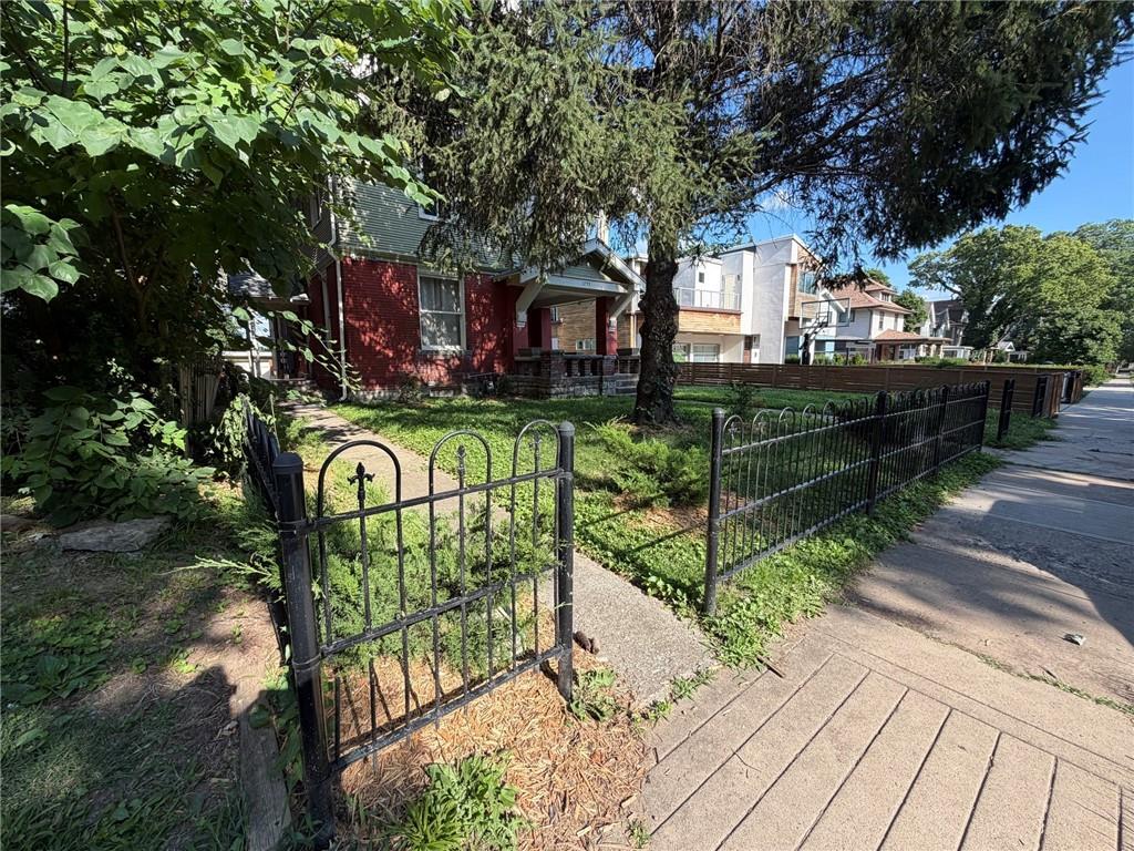 4th image of 3755 Washington Blvd, Kansas City, MO 64111 | MLS# 2633922