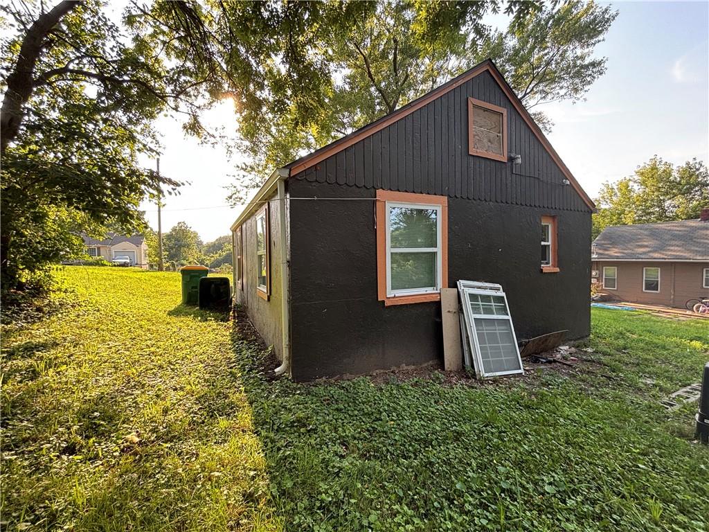 5th image of 2501 N 35Th St, Kansas City, KS 66104 | MLS# 2633936