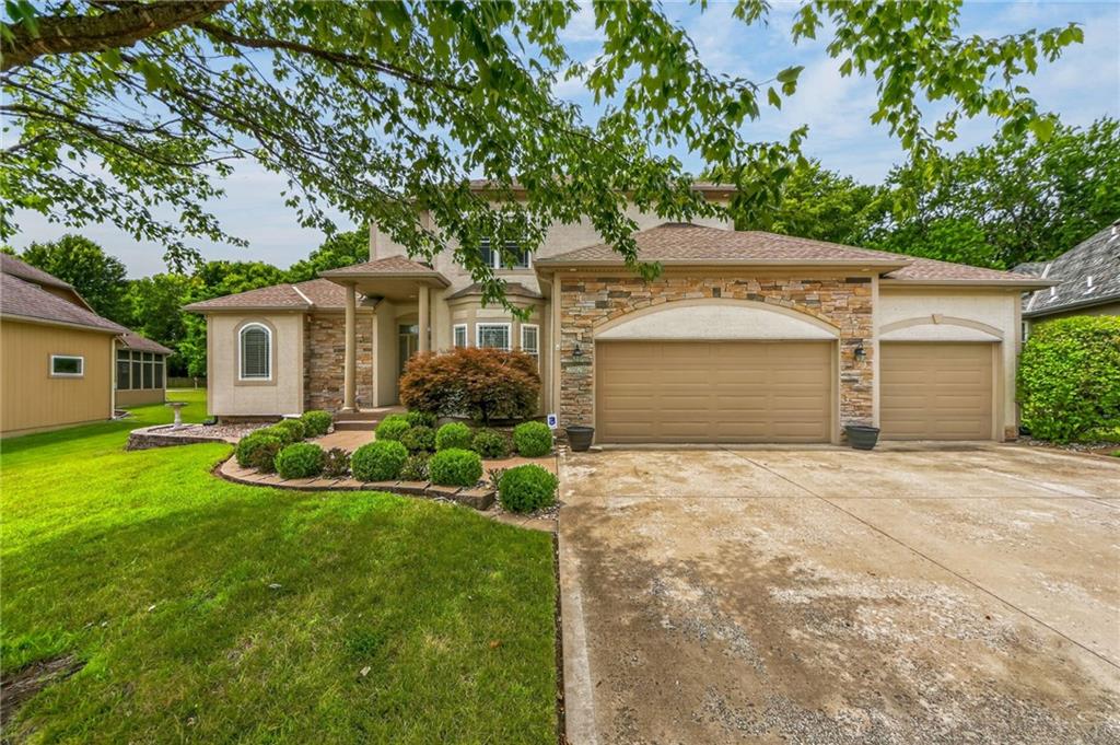 1st image of 2529 Sw Kristin Dr, Lees Summit, MO 64082 | MLS# 2633937
