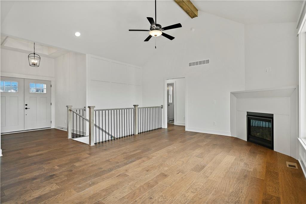 5th image of 4281 Tee Box Dr, Basehor, KS 66007 | MLS# 2633940