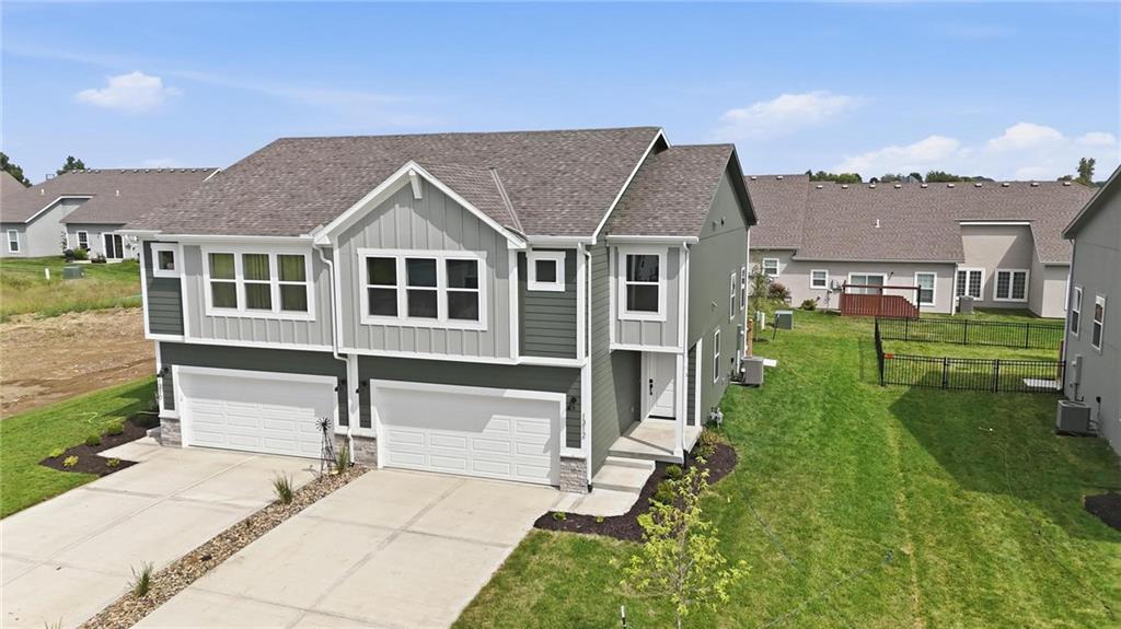 2nd image of 1432 S 4th St E, Louisburg, KS 66053 | MLS# 2633955