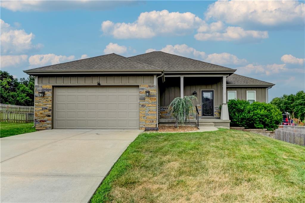 1st image of 599 Linda Ct, Liberty, MO 64068 | MLS# 2633957