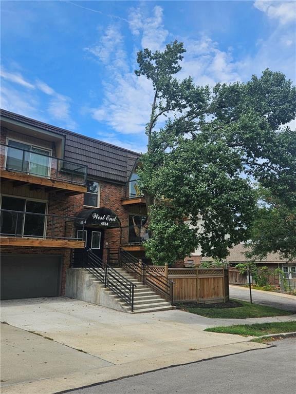 1st image of 4614 Holly St #3, Kansas City, MO 64112 | MLS# 2633968