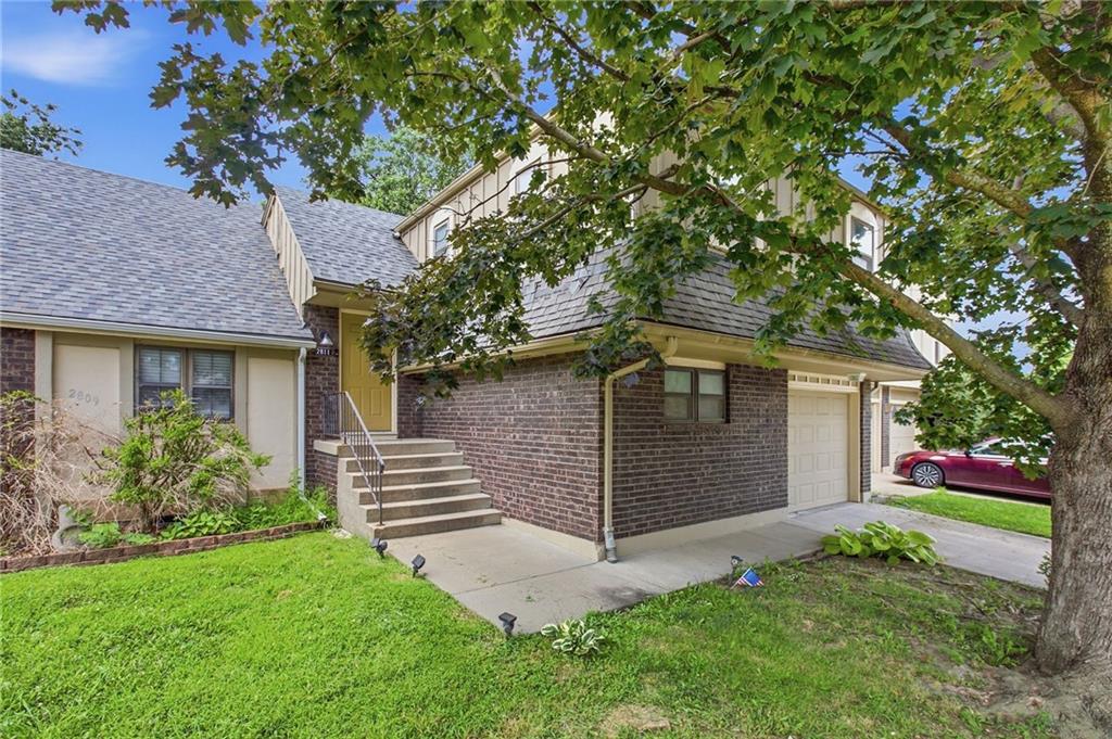 1st image of 2811 Nw 4th St, Blue Springs, MO 64014 | MLS# 2633971