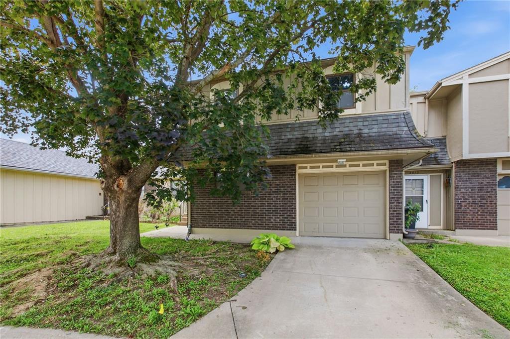 3rd image of 2811 Nw 4Th St, Blue Springs, MO 64014 | MLS# 2633971