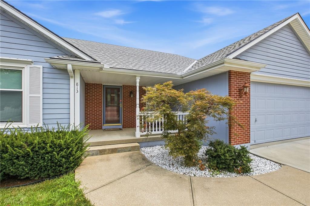 5th image of 813 Sw Foxtail Dr, Grain Valley, MO 64029 | MLS# 2633978