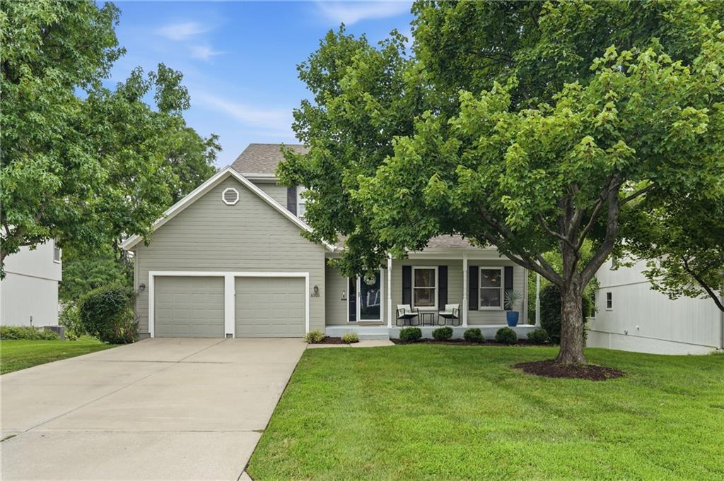 2nd image of 6500 W 155th St, Overland Park, KS 66223 | MLS# 2633985