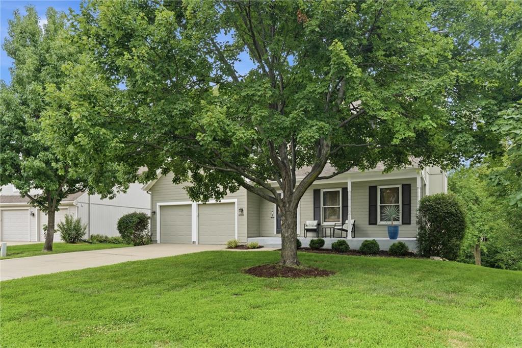 4th image of 6500 W 155Th St, Overland Park, KS 66223 | MLS# 2633985