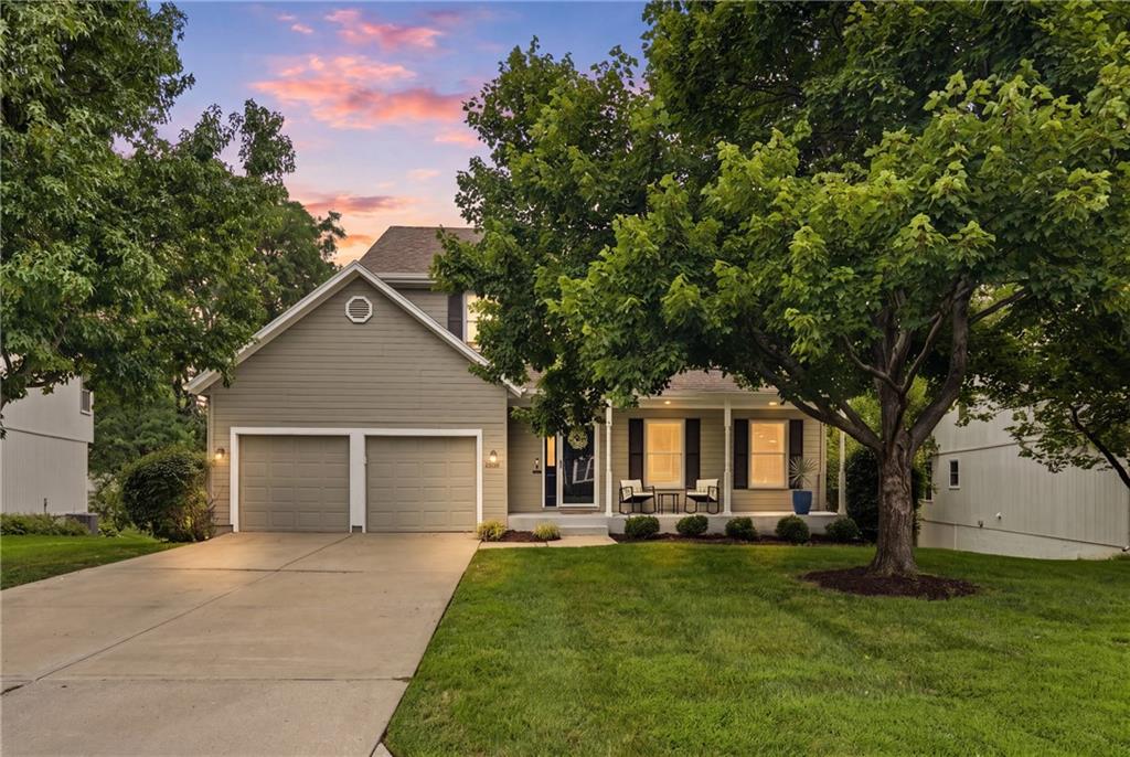 1st image of 6500 W 155th St, Overland Park, KS 66223 | MLS# 2633985