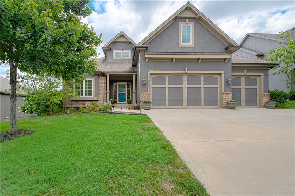 1st image of 9519 N Lane Ave, Kansas City, MO 64157 | MLS# 2633991