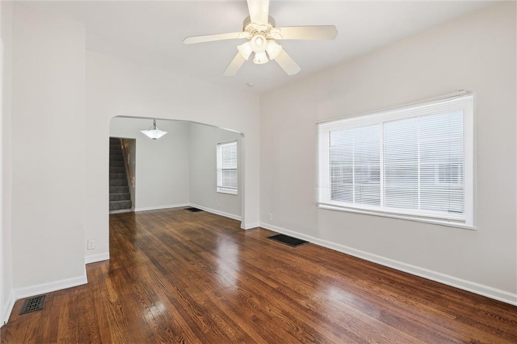3rd image of 6033 Harrison St, Kansas City, MO 64110 | MLS# 2633998