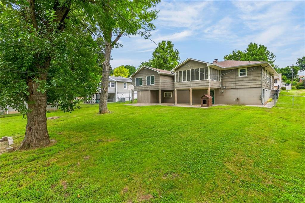 5th image of 2820 Scott St, St Joseph, MO 64507 | MLS# 2634007