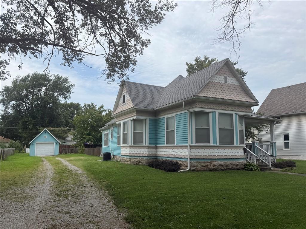 2nd image of 610 S Maple St, Ottawa, KS 66067 | MLS# 2634033