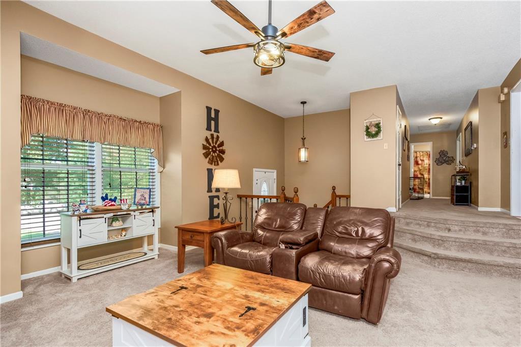 5th image of 722 Bittersweet Rd, Lansing, KS 66043 | MLS# 2634064