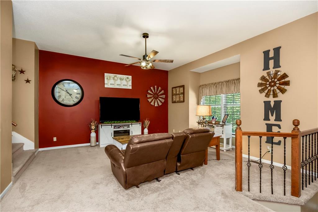 4th image of 722 Bittersweet Rd, Lansing, KS 66043 | MLS# 2634064