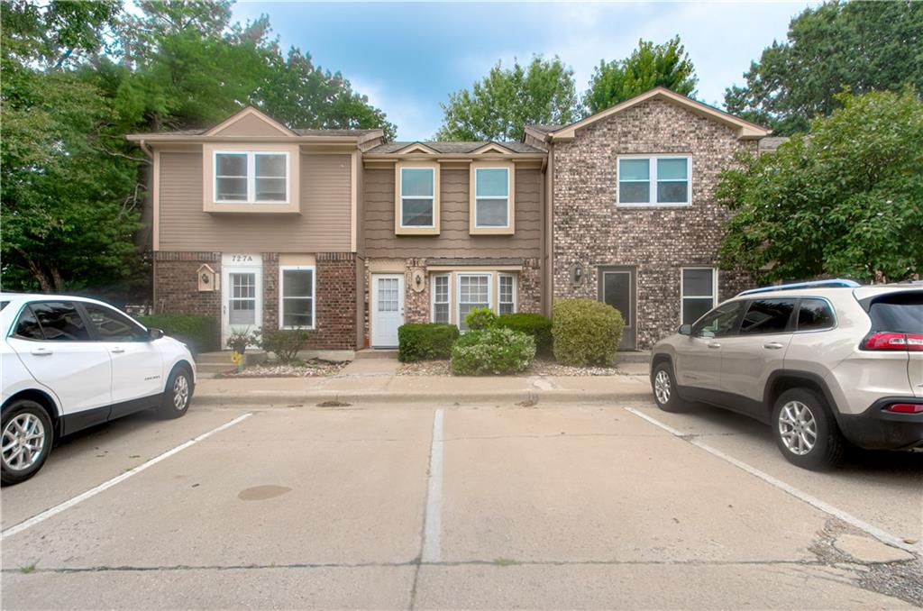 1st image of 727 Sw Liggett Rd #B, Blue Springs, MO 64015 | MLS# 2634075