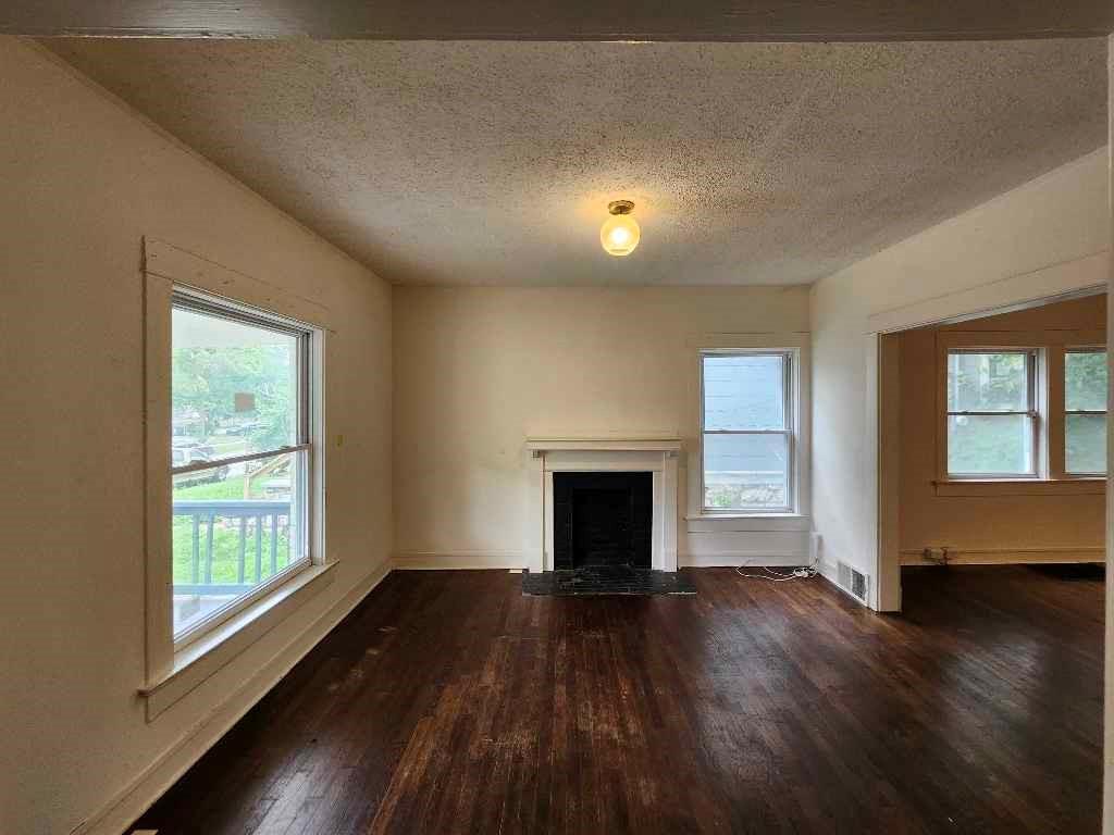 4th image of 3426 Park Ave, Kansas City, MO 64109 | MLS# 2634104