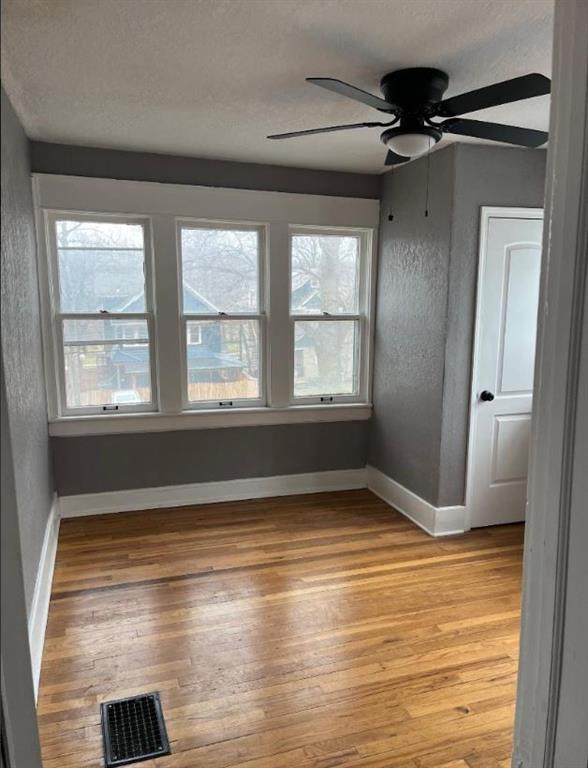 5th image of 4105 Oak St, Kansas City, MO 64111 | MLS# 2634112