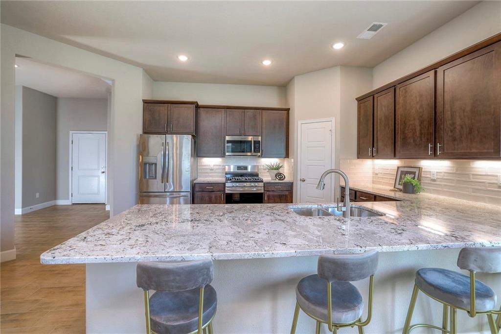 11th image of 18565 W 195 St, Spring Hill, KS 66083 | MLS# 2634118