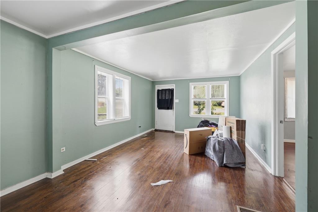 2nd image of 516 Sw 13 St, Blue Springs, MO 64015 | MLS# 2634126