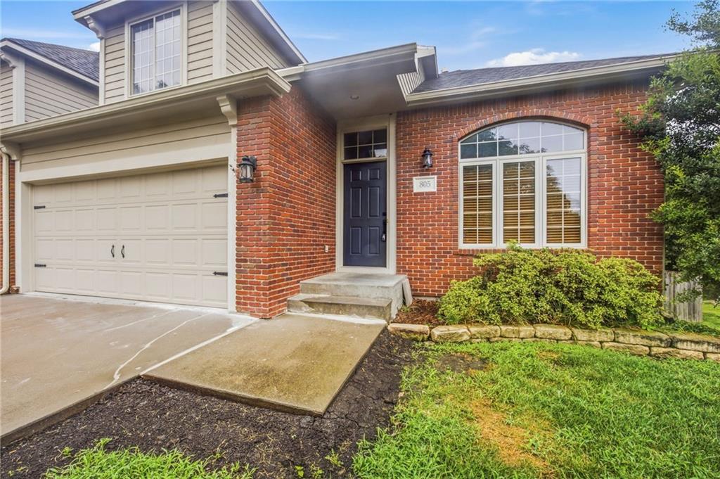 2nd image of 805 N Fieldstone Dr, Lawrence, KS 66049 | MLS# 2634139