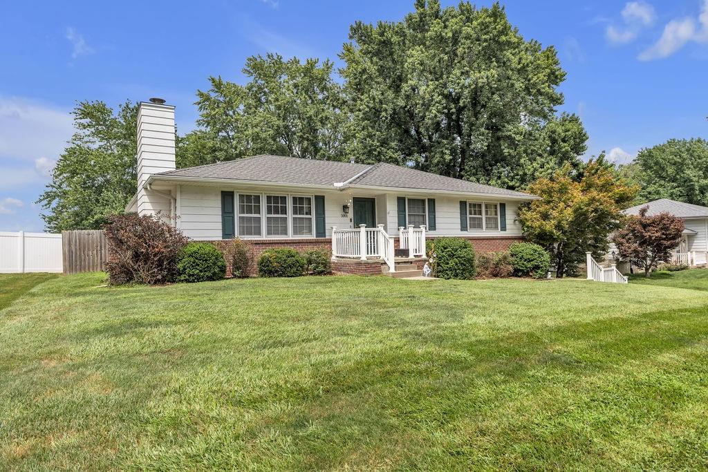 1st image of 5001 Stonecrest Ter, Saint Joseph, MO 64506 | MLS# 2634156