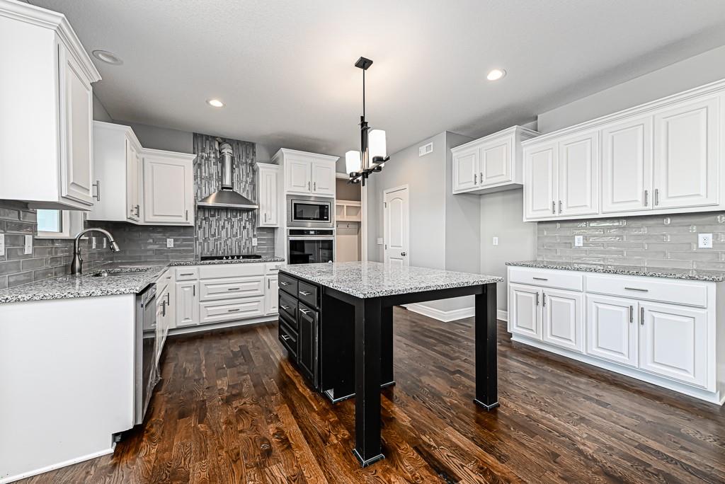 3rd image of 15635 Austin Ct, Basehor, KS 66007 | MLS# 2634164