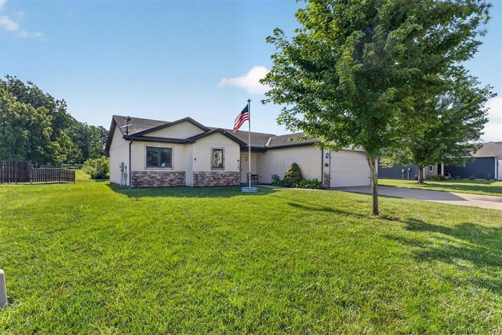 4th image of 3023 N 157Th St, Basehor, KS 66007 | MLS# 2634184