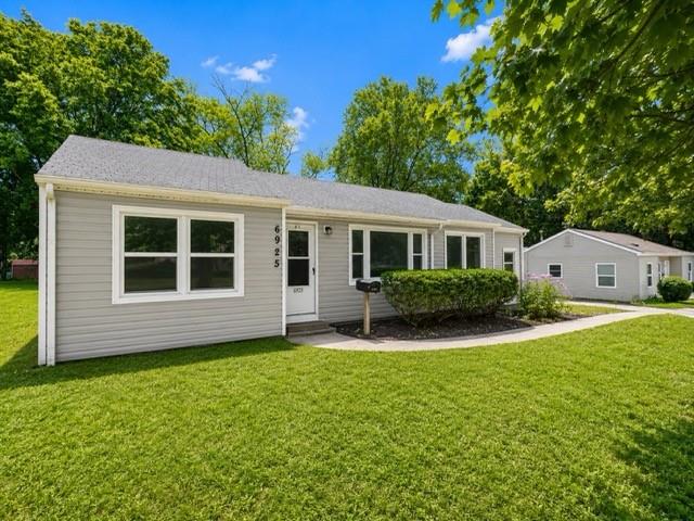 2nd image of 6925 Raytown Rd, Raytown, MO 64133 | MLS# 2634198