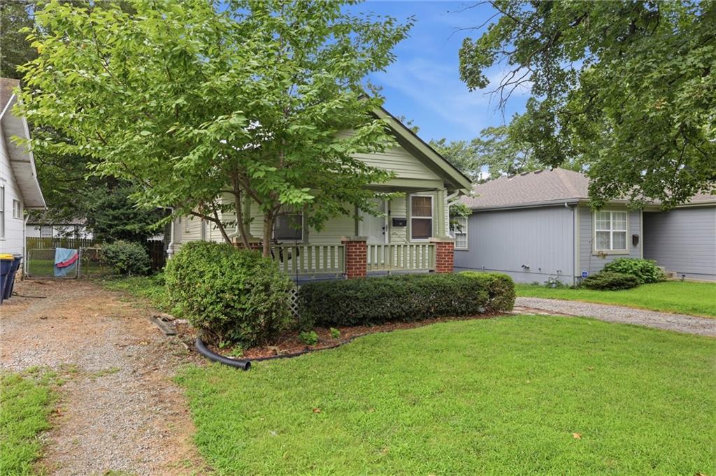 4th image of 211 W 77Th Ter, Kansas City, MO 64114 | MLS# 2634199
