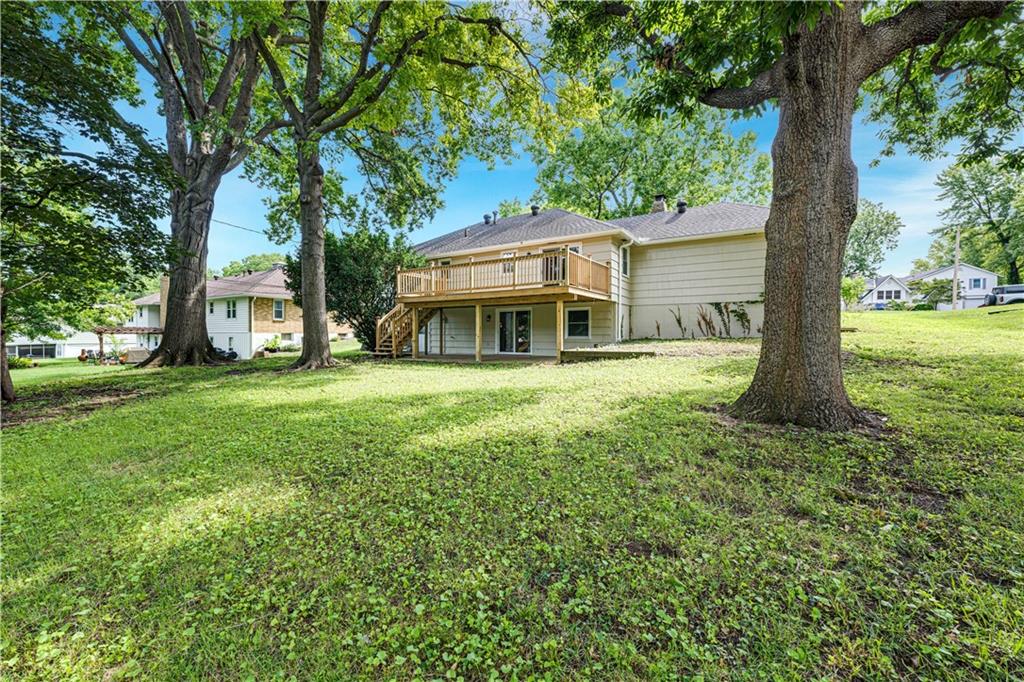 35th image of 7404 Willow Ave, Raytown, MO 64133 | MLS# 2634205