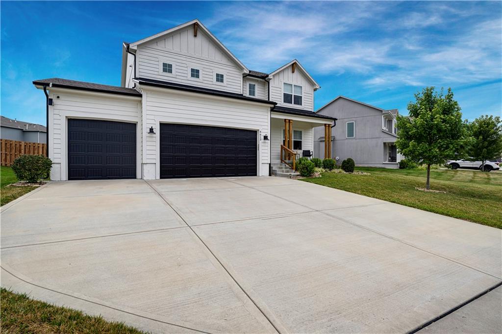 2nd image of 6613 Nw 106th St, Kansas City, MO 64154 | MLS# 2634214