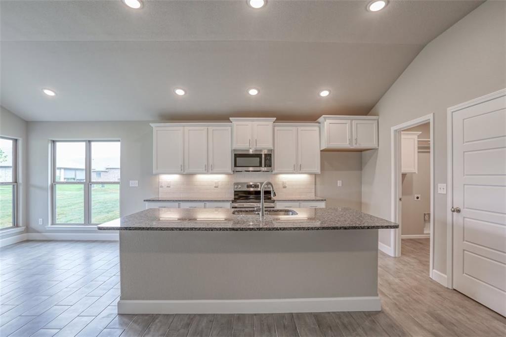 4th image of 18435 W 195 St, Spring Hill, KS KS | MLS# 2634216
