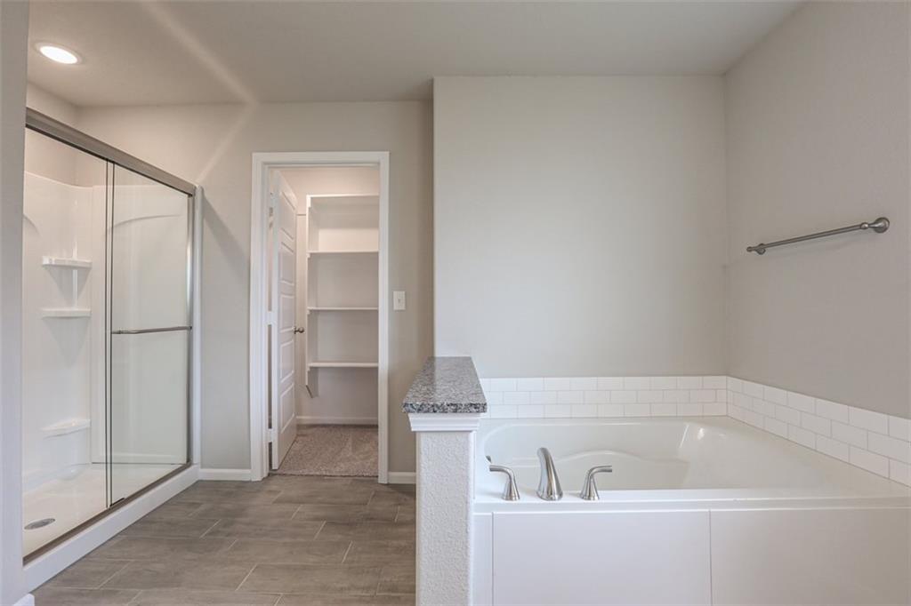 7th image of 18435 W 195 St, Spring Hill, KS KS | MLS# 2634216