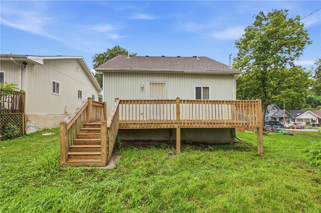 30th image of 2537 Elmwood Ave, Kansas City, MO 64127 | MLS# 2634219