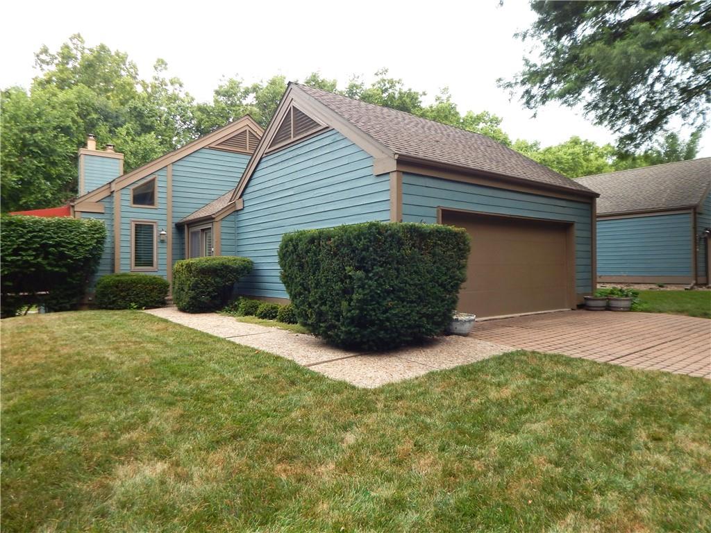 1st image of 306 Lakeside Dr, Liberty, MO 64068 | MLS# 2634240
