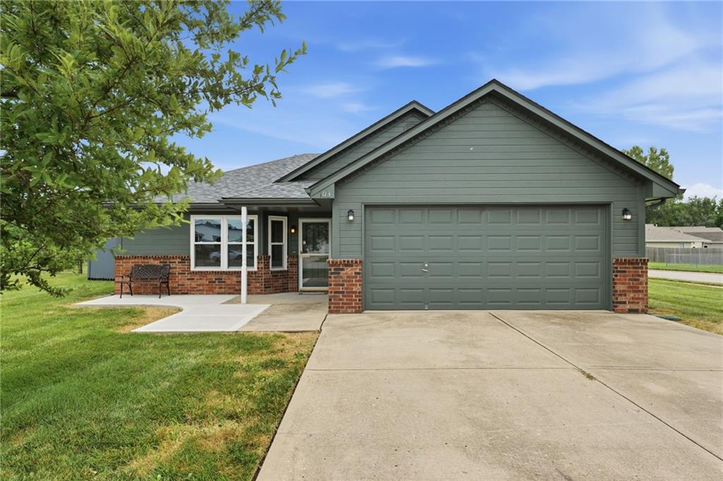 1st image of 103 Blue Branch Cir, Grain Valley, MO 64029 | MLS# 2634248