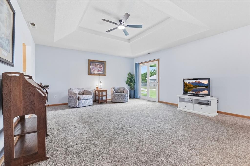 4th image of 103 Blue Branch Cir, Grain Valley, MO 64029 | MLS# 2634248