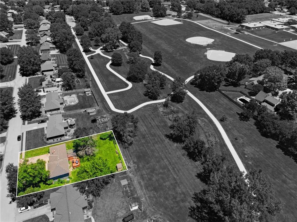 38th image of 503 S Park Dr, Raymore, MO 64083 | MLS# 2634270