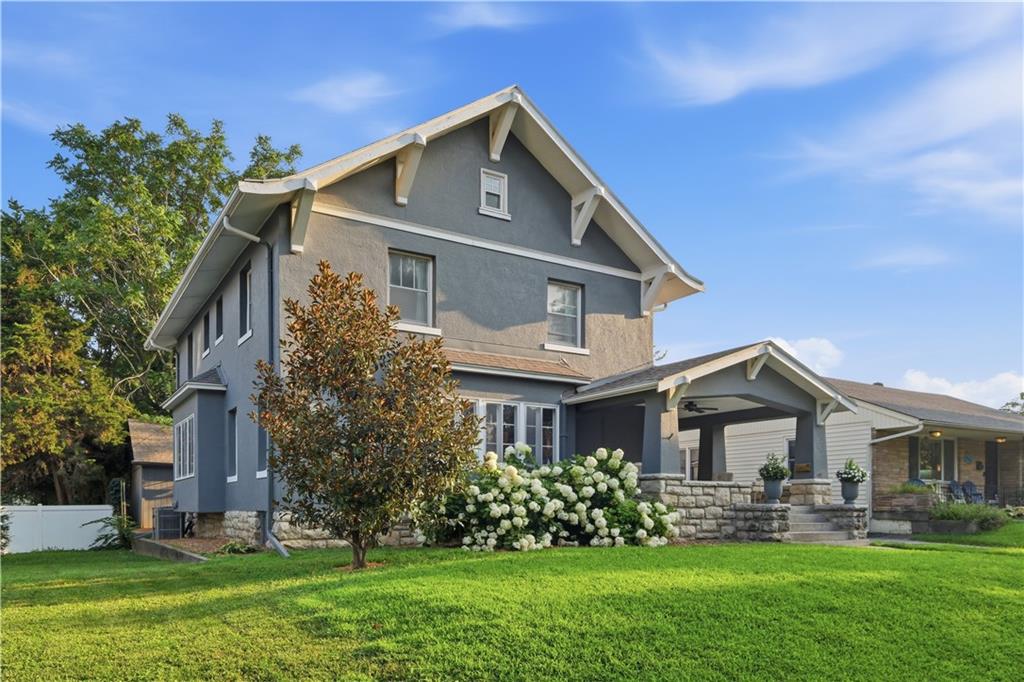 2nd image of 3211 Windsor Ave, Kansas City, MO 64123 | MLS# 2634273