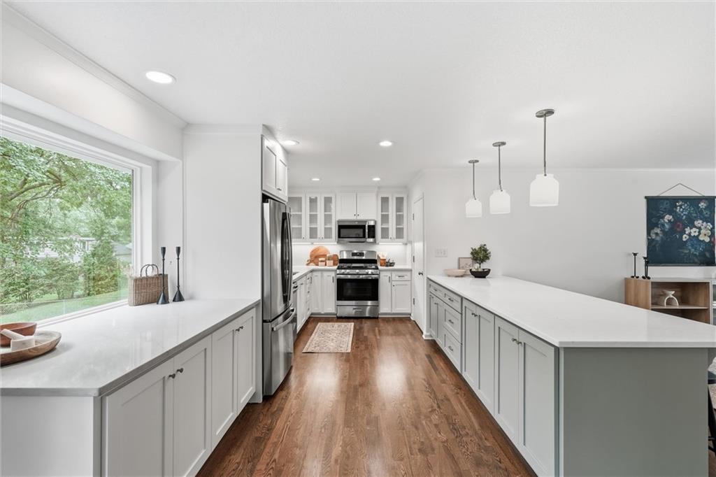 1st image of 2309 W 104th St, Leawood, KS 66206 | MLS# 2634276