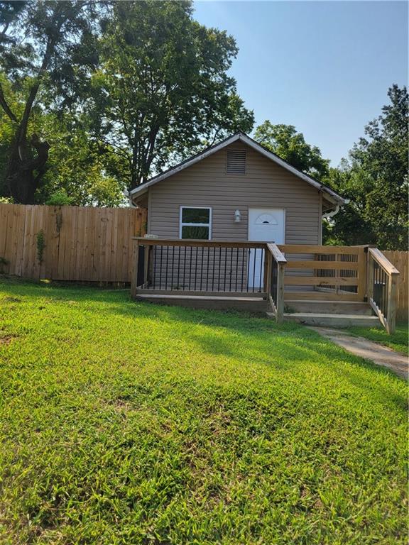 1st image of 4208 Spruce Ave, Kansas City, MO 64130 | MLS# 2634292