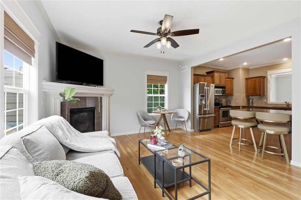 1st image of 2901 Gentry Park Pkwy, Kansas City, MO 64116 | MLS# 2634293