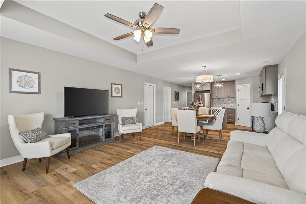 4th image of 1722 Joann Dr, Raymore, MO 64083 | MLS# 2634296