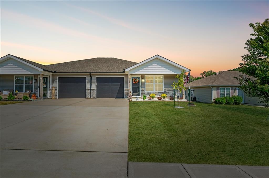1st image of 1722 Joann Dr, Raymore, MO 64083 | MLS# 2634296
