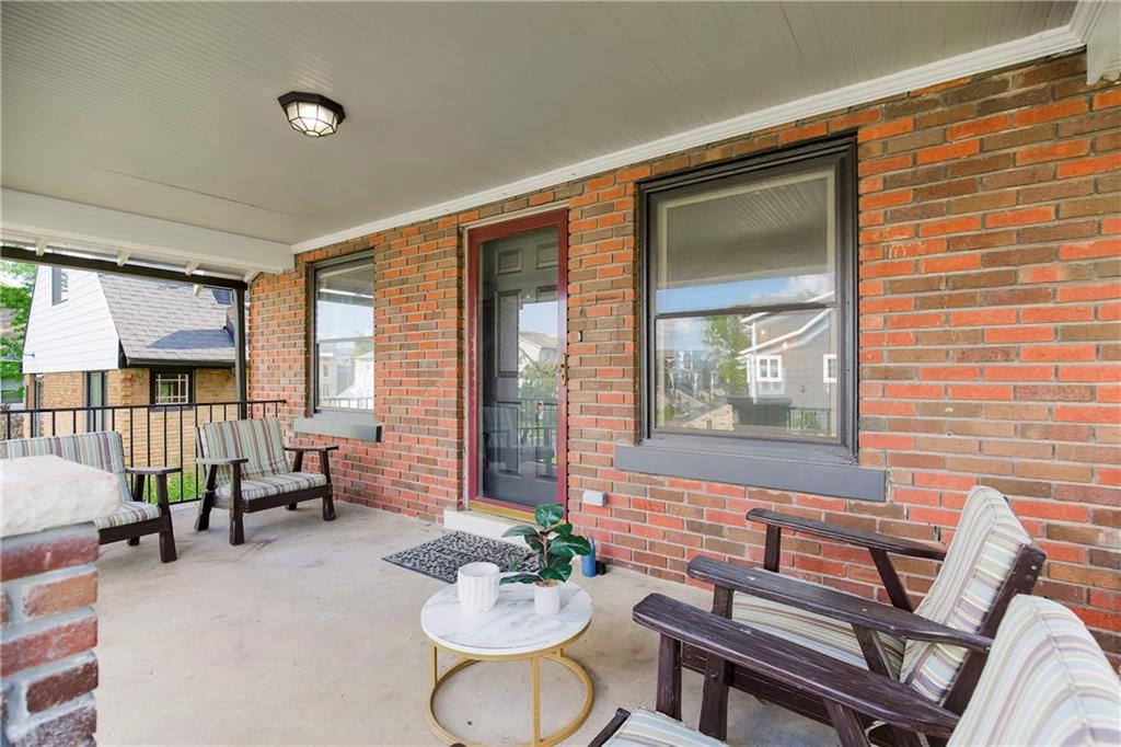 4th image of 4428 Summit St, Kansas City, MO 64111 | MLS# 2634297