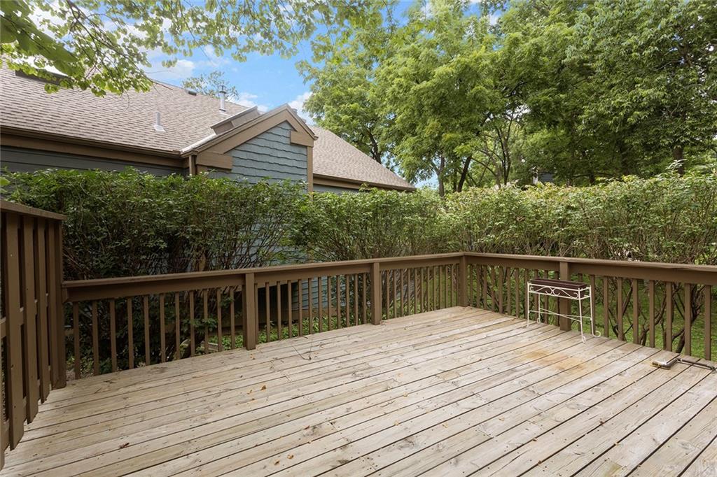 32nd image of 331 Westwoods Cir, Liberty, MO 64068 | MLS# 2634331