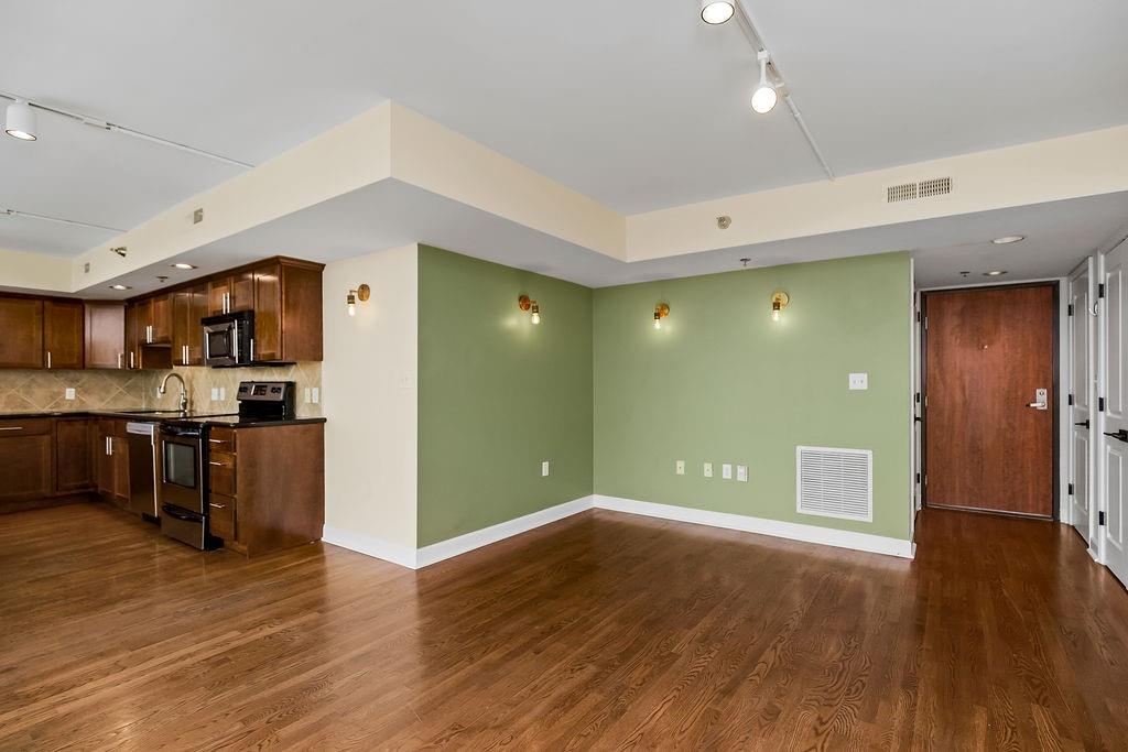 5th image of 600 E Admiral Blvd #1604, Kansas City, MO 64106 | MLS# 2634344
