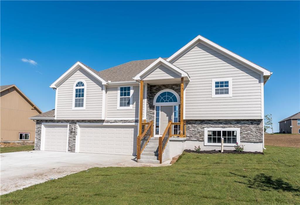1st image of 1675 N 156th St, Basehor, KS 66007 | MLS# 2634348